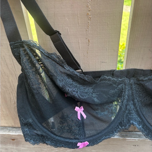 🎉NWT SEXY Adore Me Black Lace Bra with Pink Bows - Picture 3 of 12